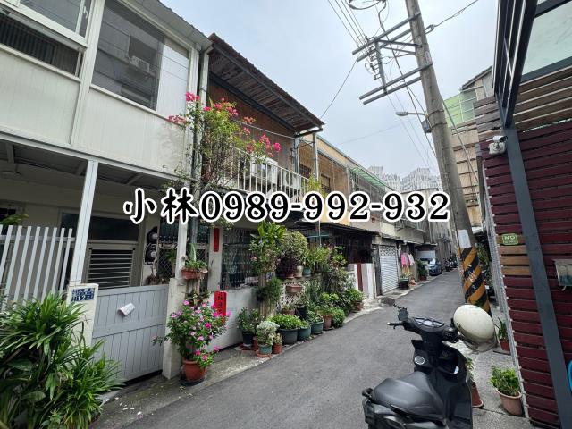 台中北屯法拍透天-1