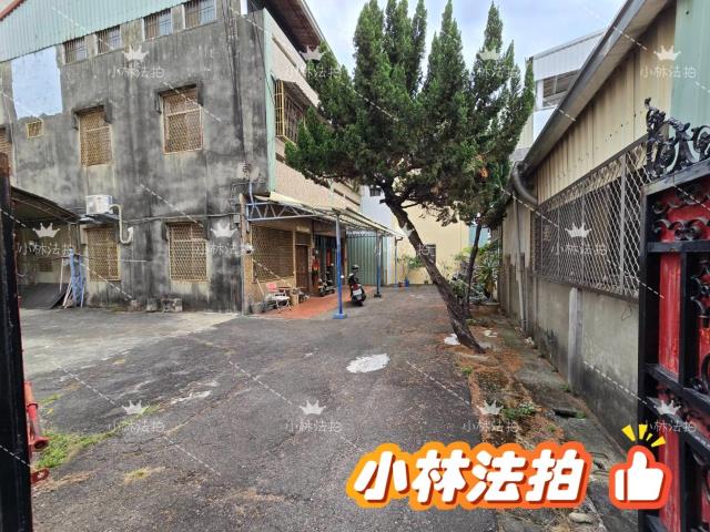台中大里法拍透天-4