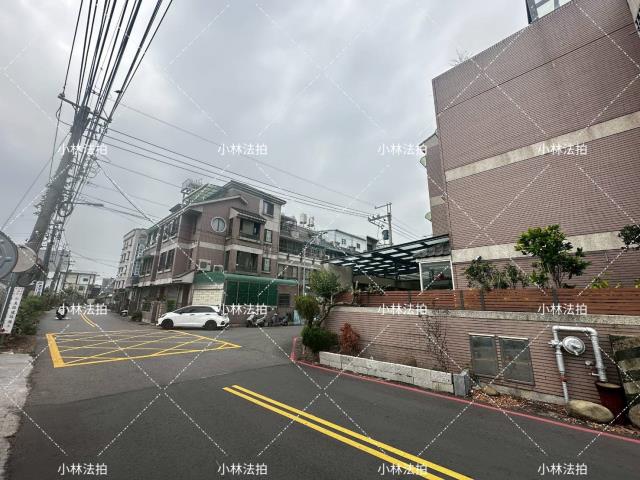 大里透天法拍-1