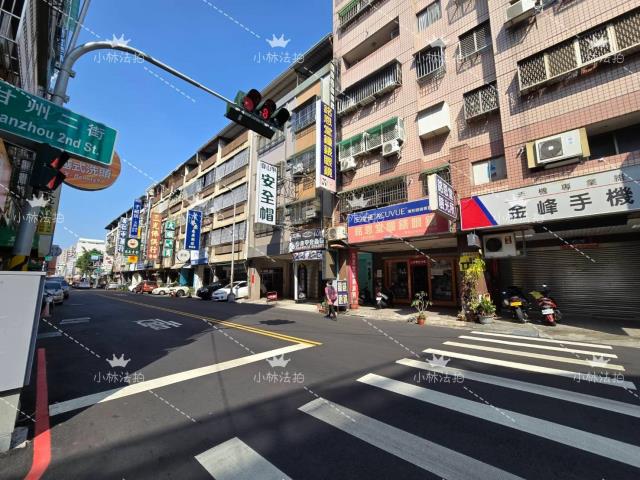 台中西屯華廈法拍-2