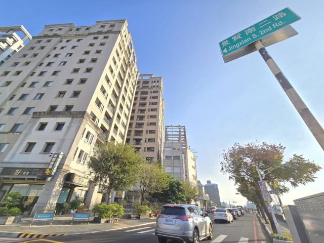 台中北屯法拍大樓-5
